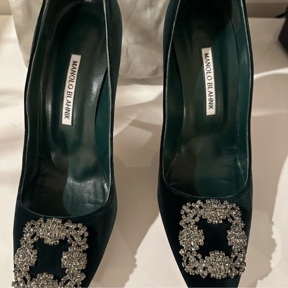 Manolo Blahnik Hangisi - Picture 5 of 9